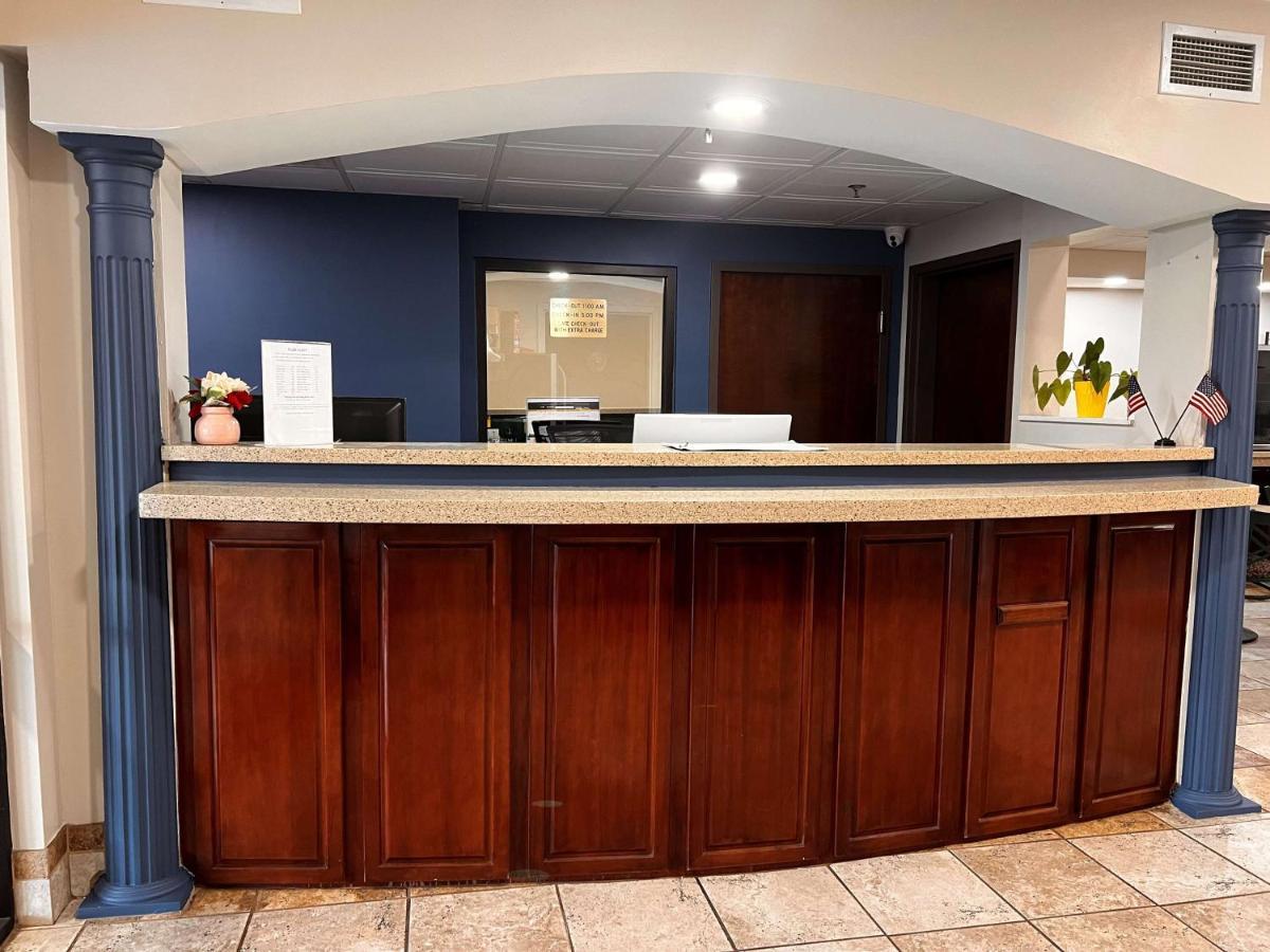 Surestay Hotel By Best Western Morganton Exterior photo