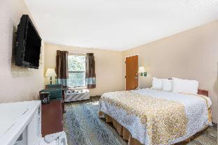Surestay Hotel By Best Western Morganton Room photo